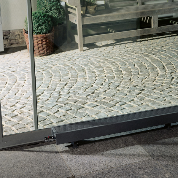 Zdjęcie 6 - Grzejnik dekoracyjny JAGA Mini ścienny 1600X80 680W