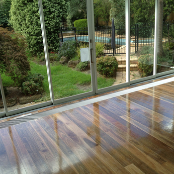 Nawigacja zdjęcie 3 - Grzejnik dekoracyjny JAGA Mini Canal - ramka typu L 4500X110 917W